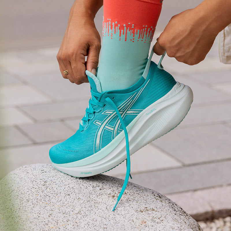 ASICS GEL-Nimbus 27 in use image